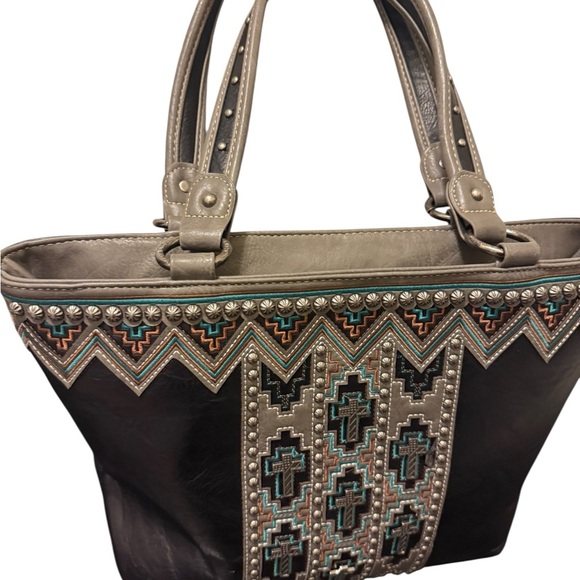 Montana West Tote Bag with Ethnic Detailing NWT Montana West embellished cross - Picture 6 of 16
